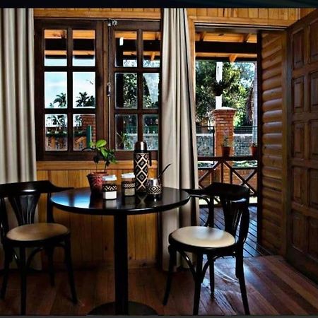 Cabanas Paseo Del Yacaratia Puerto Iguazu Exterior photo