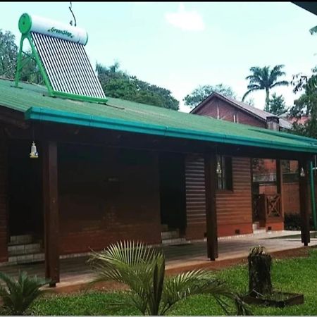 Cabanas Paseo Del Yacaratia Puerto Iguazu Exterior photo
