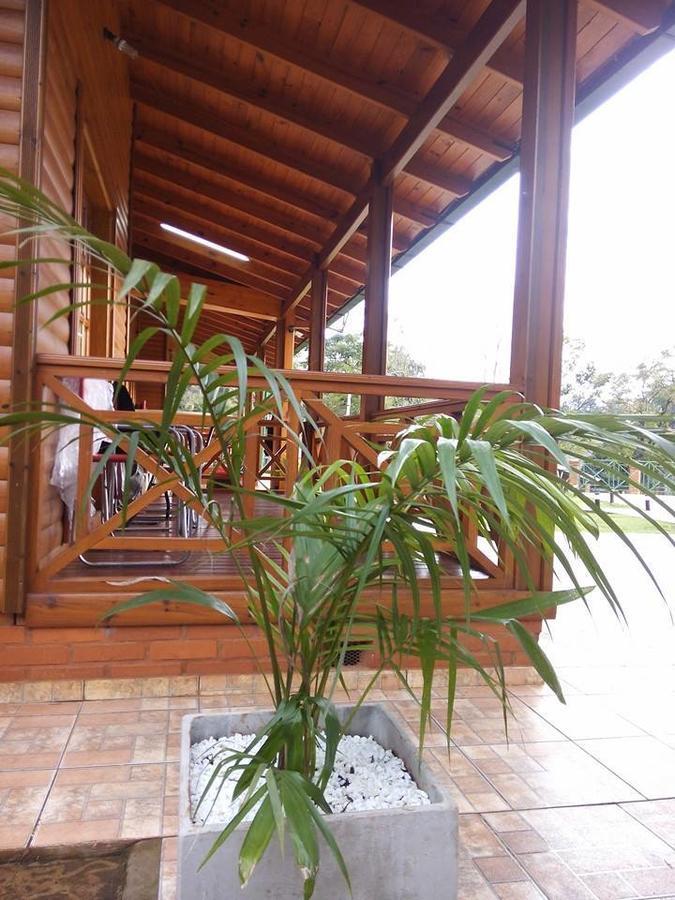 Cabanas Paseo Del Yacaratia Puerto Iguazu Exterior photo