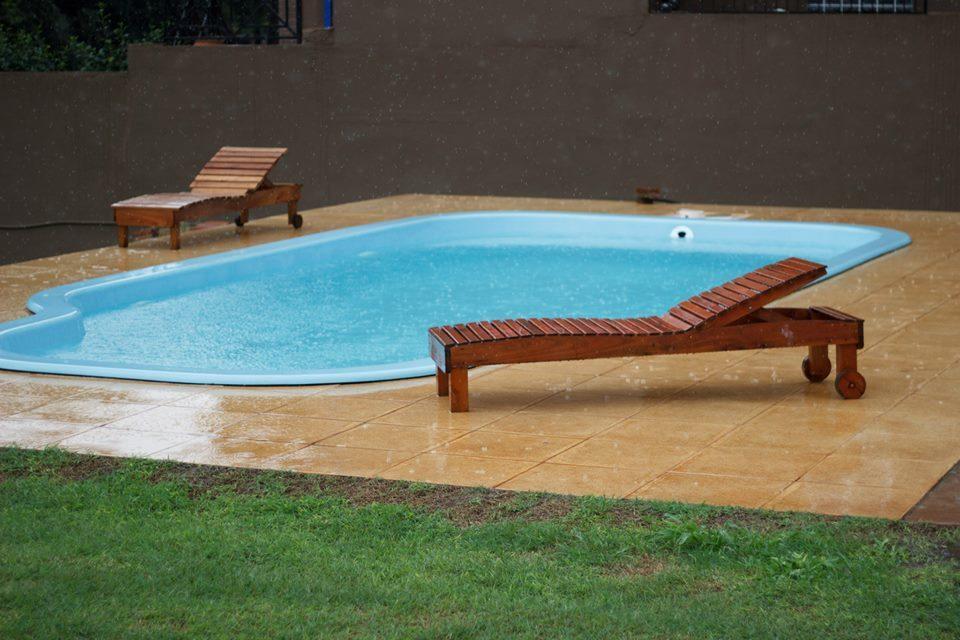 Cabanas Paseo Del Yacaratia Puerto Iguazu Exterior photo